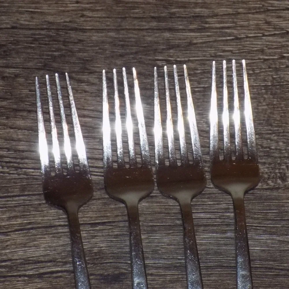 Pfaltzgraff Dinner Forks Set of 4 Stainless Steel Tapered Handle